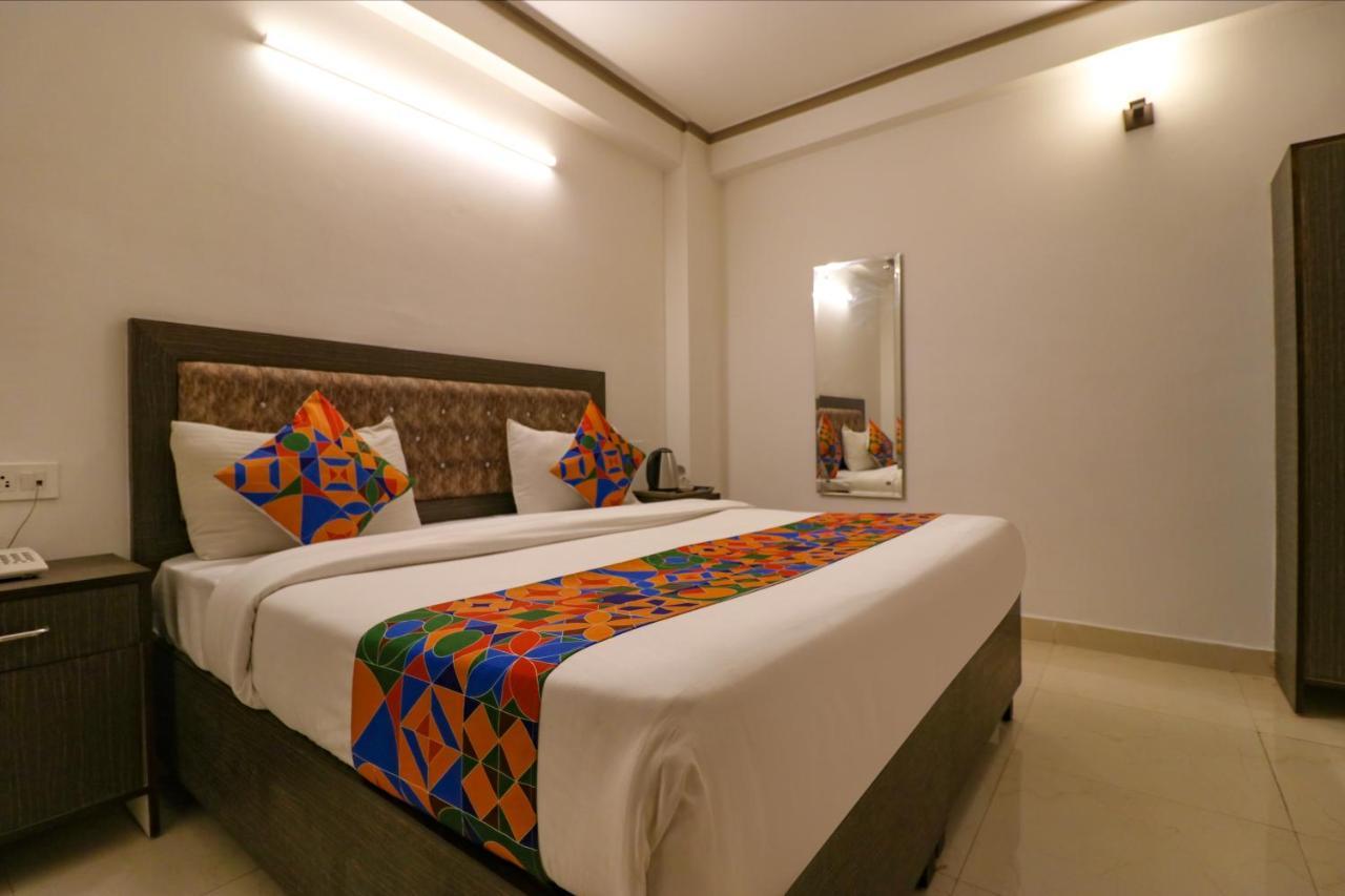 Fabexpress Dolphin International Near Delhi Airport Hotel นิวเดลี ภายนอก รูปภาพ